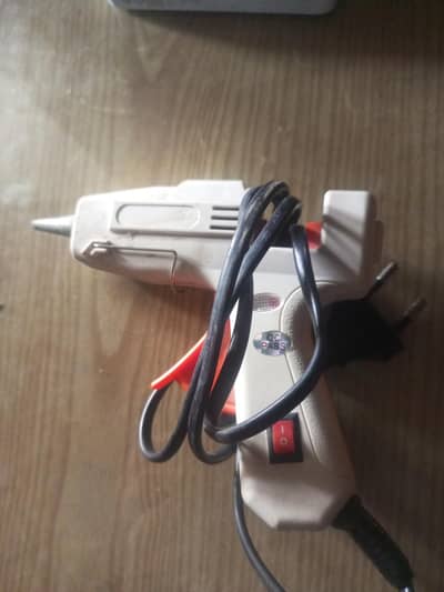 glue gun