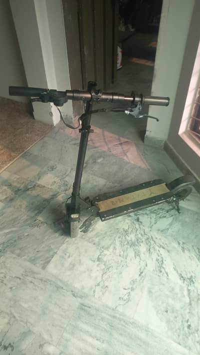scooty scooter electric