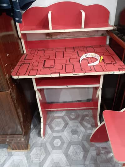 kids study table