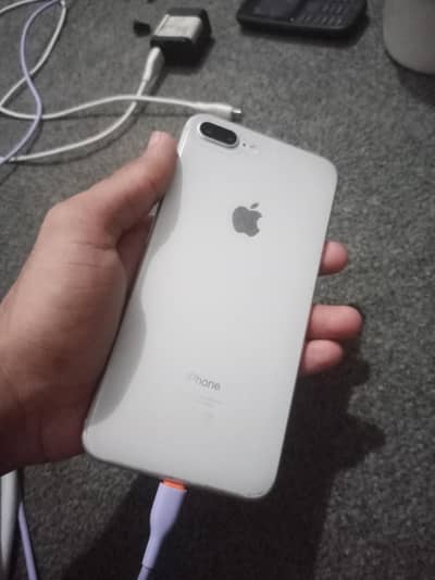 Apple iPhone 8 Plus