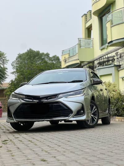 Toyota Corolla Altis 2015