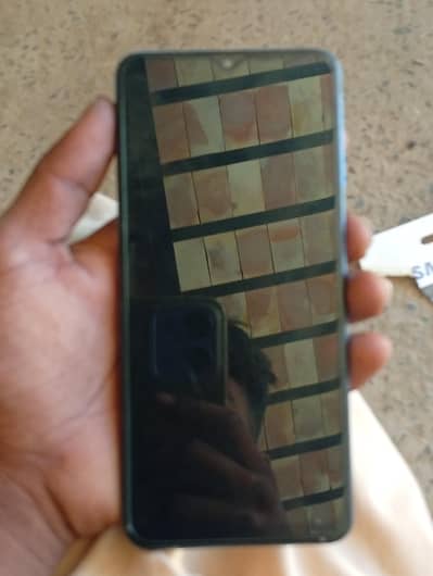 Samsung Mobile M12