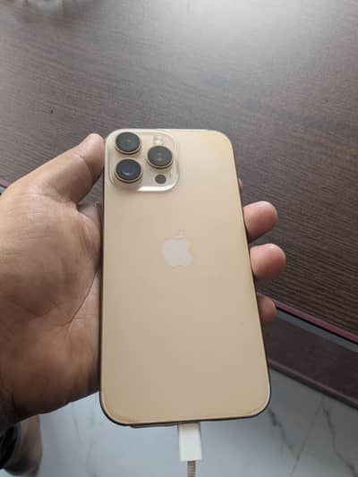 Apple iPhone 16 Pro Max
