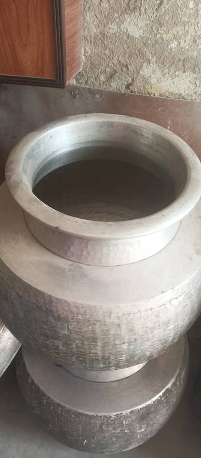 catering deg 4 + 1 taap for sale bilkul new hai