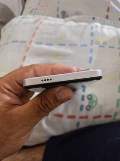Vivo Y17s