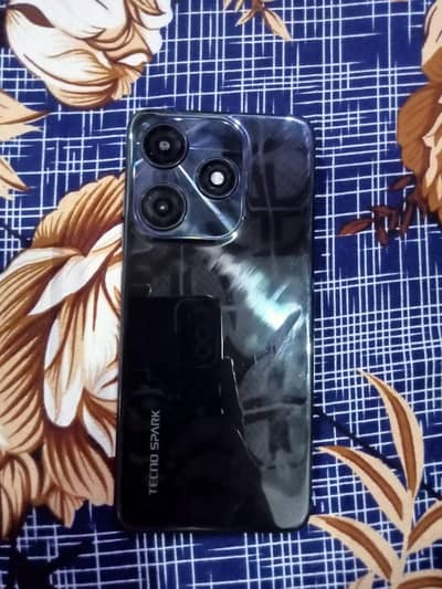 Tecno Spark 10C 4Gb+4gb 128gb dual sim Non Pta Only Mobile hai