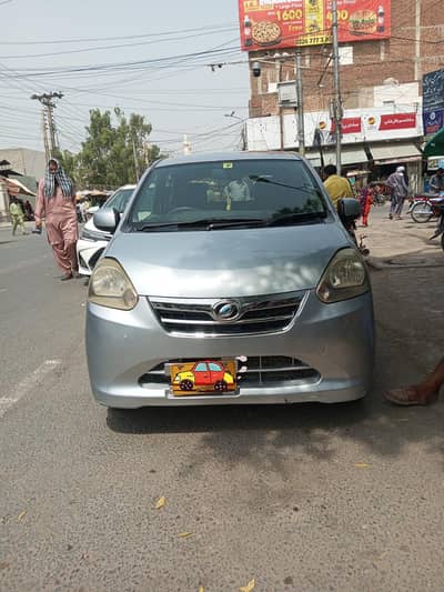 Daihatsu Mira 2012