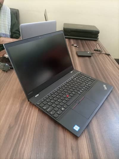 Lenovo Thinkpad T570 Core i7 6th Gen 8GB Ram 256GB SSD 15.6" Dipslay