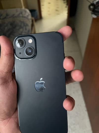 Apple iPhone 13