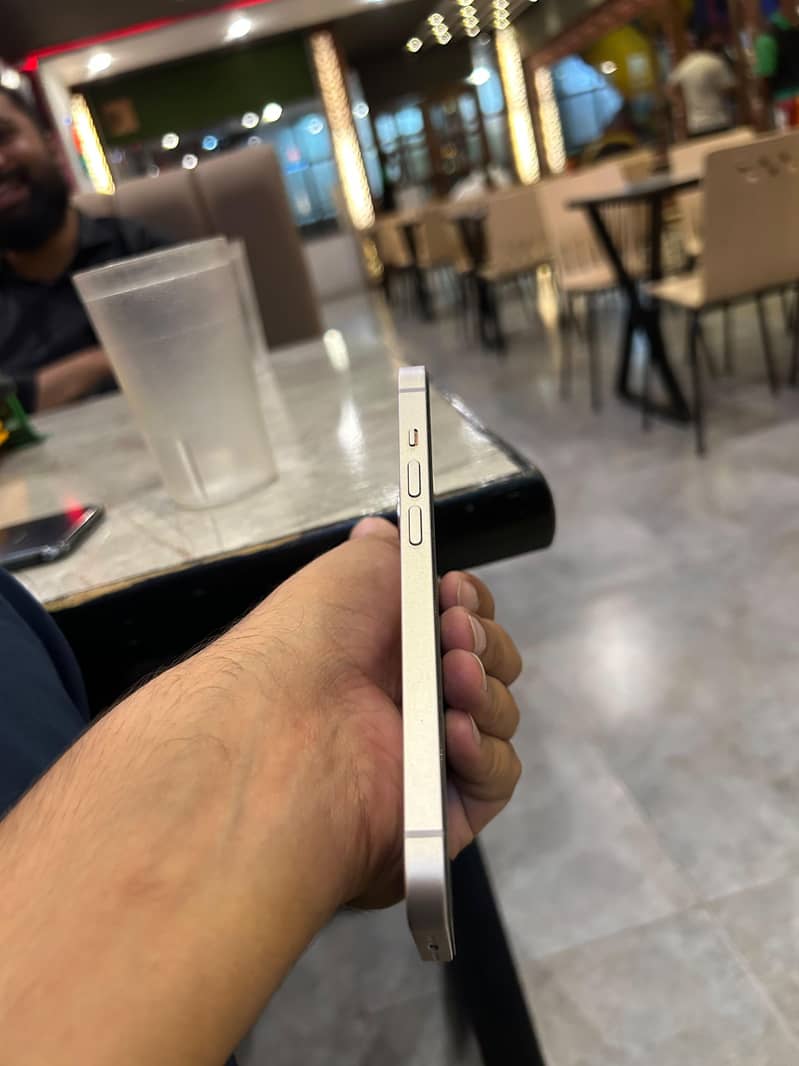 Apple iPhone 14 6