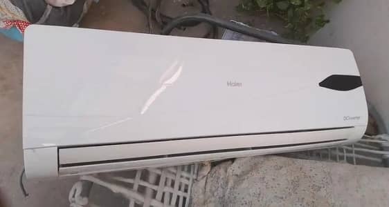 Haier 1.5 ton DC inverter heat and cool totally genuine luch condition