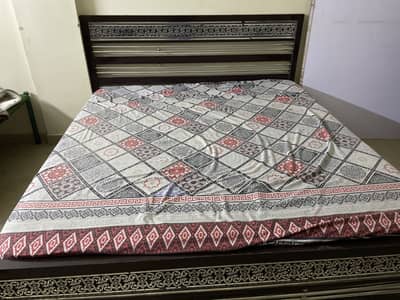 King size bed with mattress