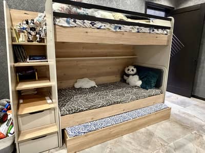 Bunk bed king size (imported) brand kit and kaboodle