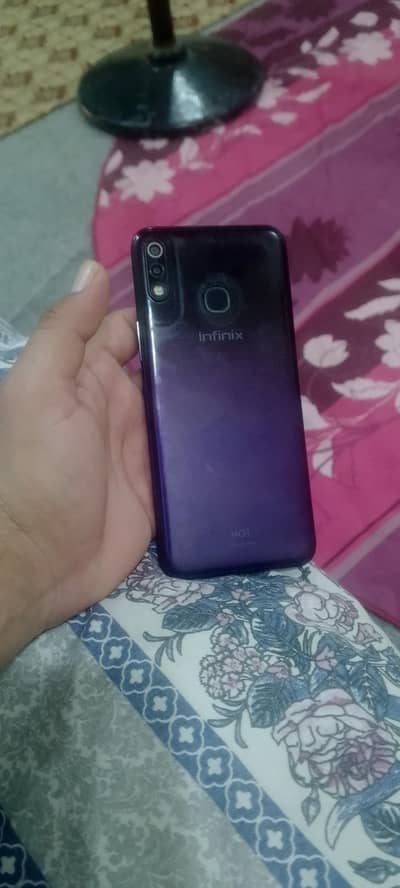 Infinix Hot 8 Lite