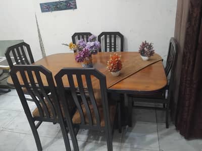 6seater heavy wooden dinning in excellent condition all OK