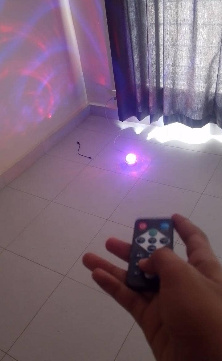 waves projector 7