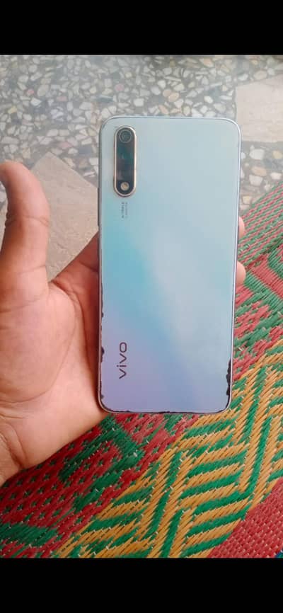 Vivo S1