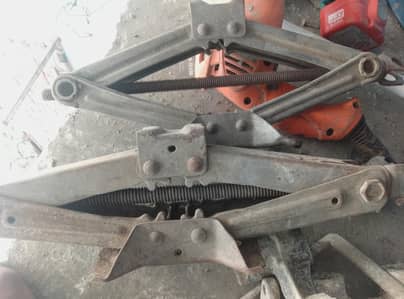 car jack