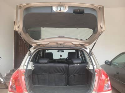 Suzuki Swift DLX 2014