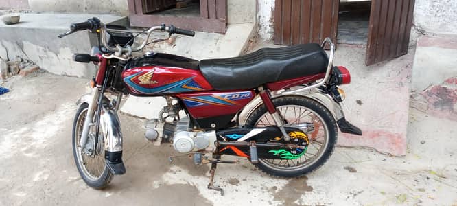 Honda CD 70 good condition fsd number only call 0321 7376613