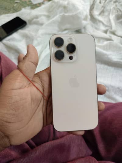Apple iPhone 16 Pro