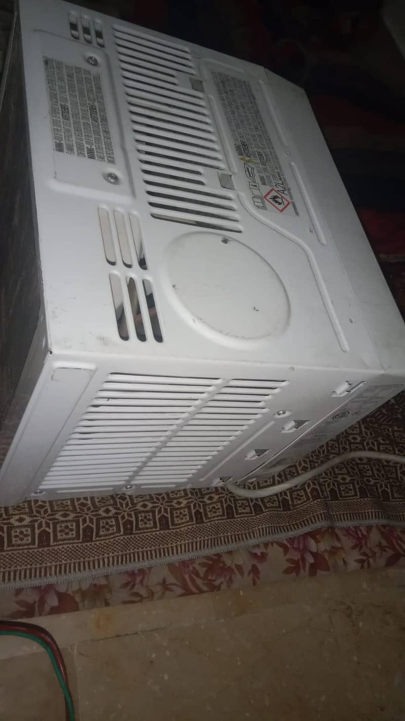 Window AC 4