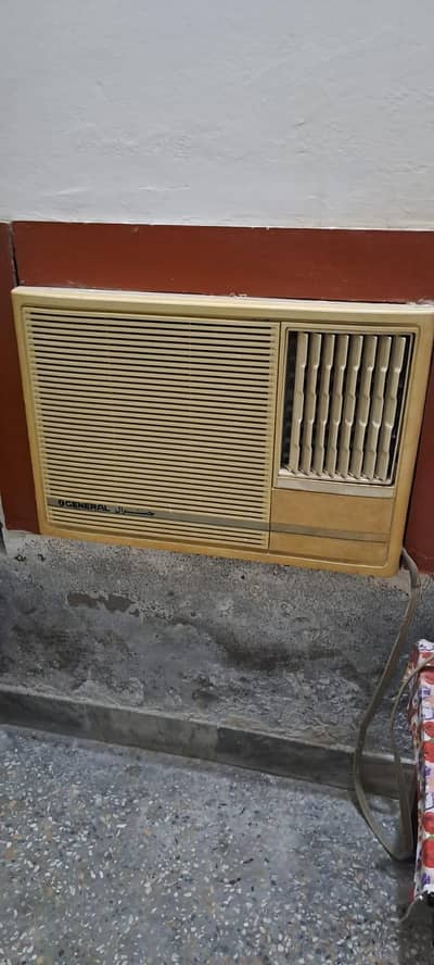 General 1.5 Ton Window AC - 10/10 Lush Condition - 100% Working