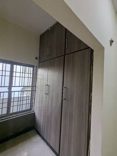 12 Marla (40*80) double unit Full House Available For Rent in G15