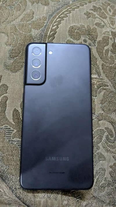 Samsung Mobile S21 FE. No exchange offers please