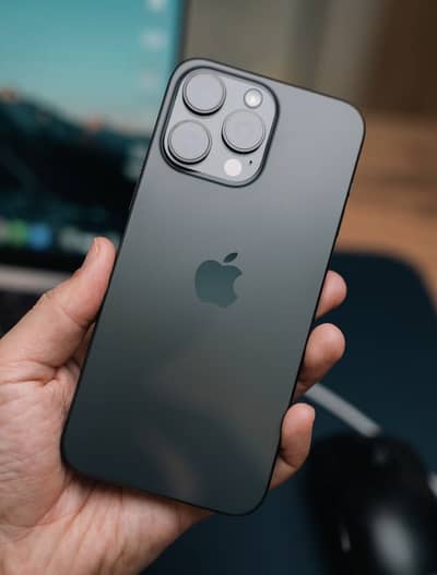 iPhone 15 Pro Max