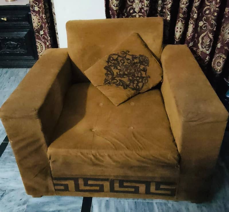 Sofa Set along with table 3