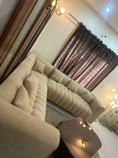 Luxury L Shape Sofa Set with Center Table | Excellent Condition