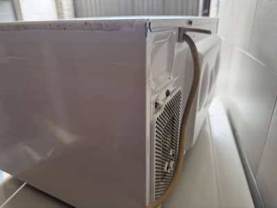 Dawlance microwave oven