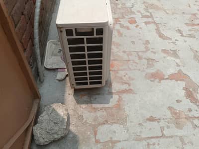 Haier AC  1 ton