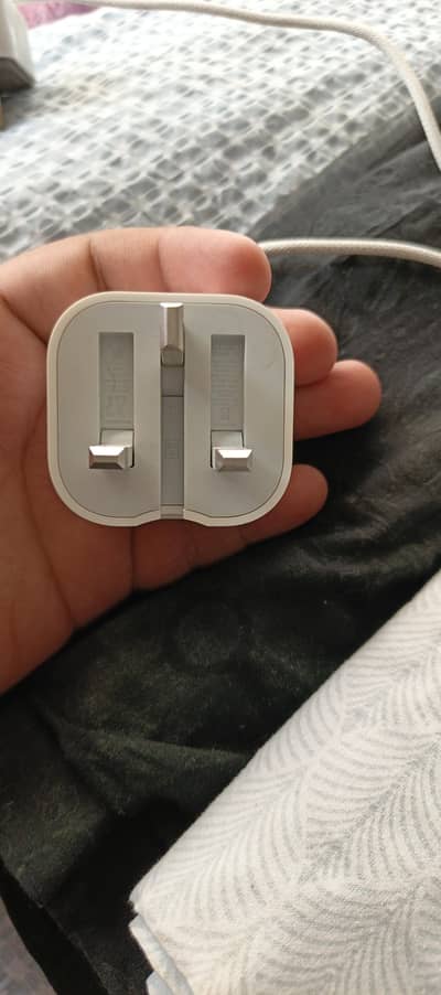 iphone orignal charger with gurenty