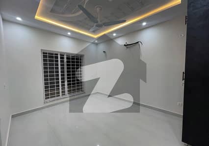 10 Marla Portion For Rent LDA Avenue 1 Brand New