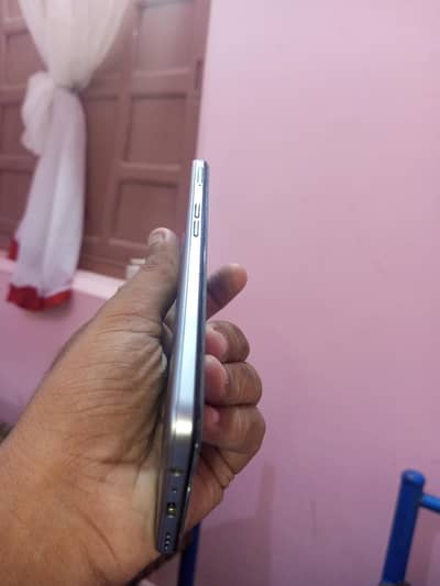 OPPO f17