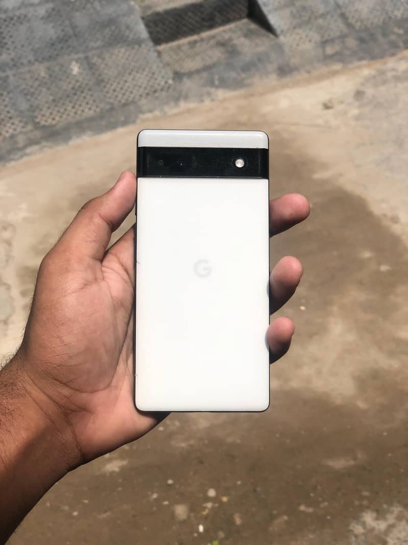 Google Pixel 6a 1