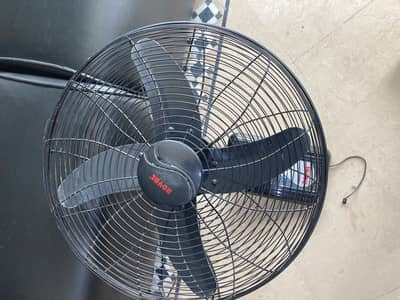 2 royal breket fan for sale