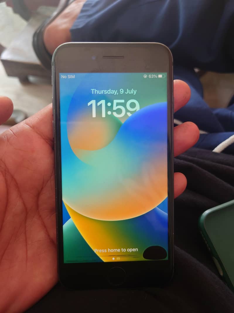 Apple iPhone 8 2