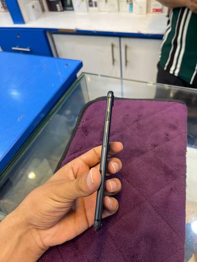 Apple iPhone 7