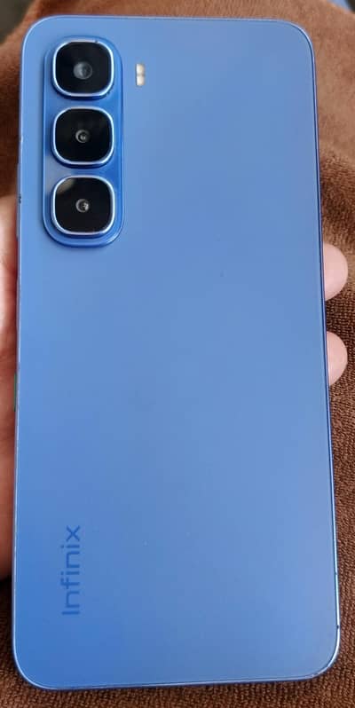 Infinix Hot 60i.