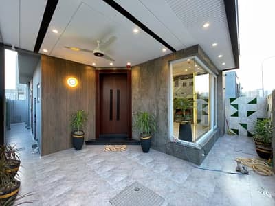 10 Marla House In DHA Phase 8 For sale At Good Location