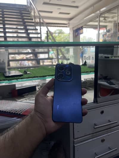 Infinix Hot 40i