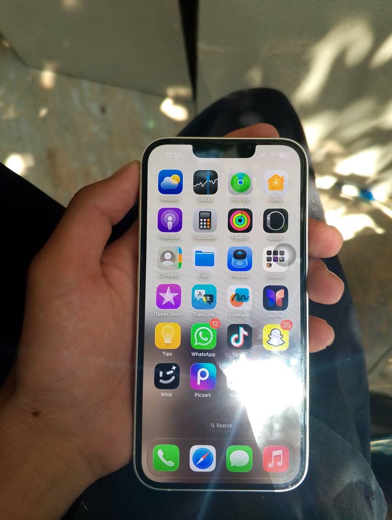 Apple iPhone 13 3