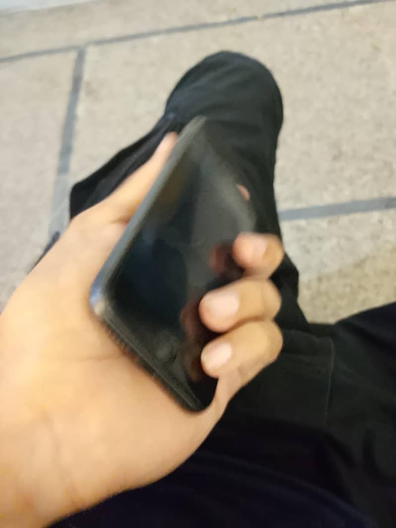 Apple iPhone 8 4