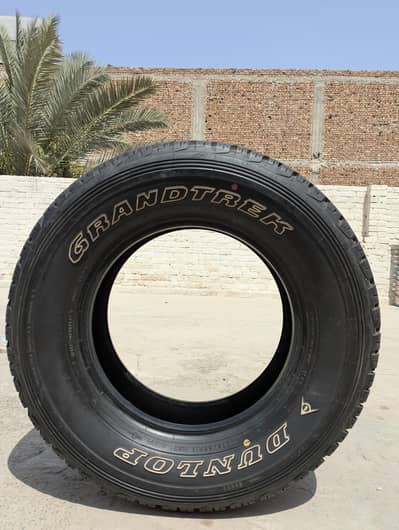 275/65 R17 DUNLOP GRANDTREK AT22