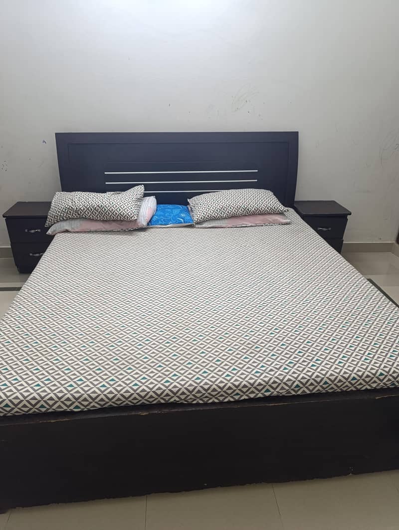 Bed side table and Dressing table 0