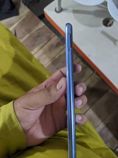 Vivo Y73