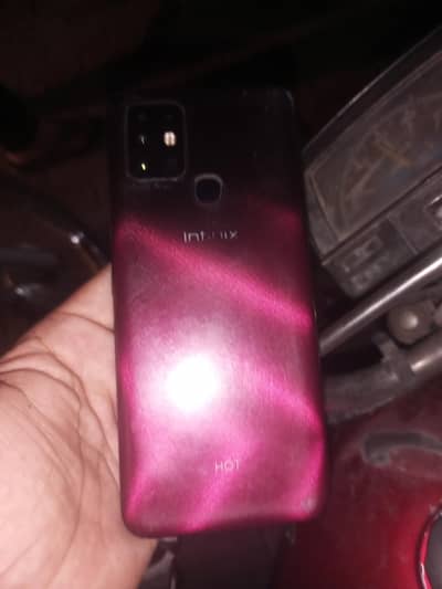 Infinix Hot 10 whtspup 03000418532